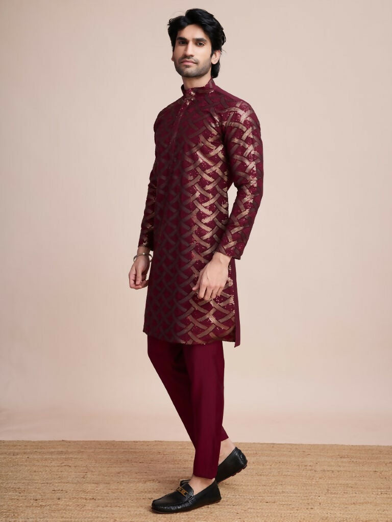 Vastranavya Traditional Festival Wear Pure Silk Thread & Sequence Embroidered Work Kurta | Grocsy