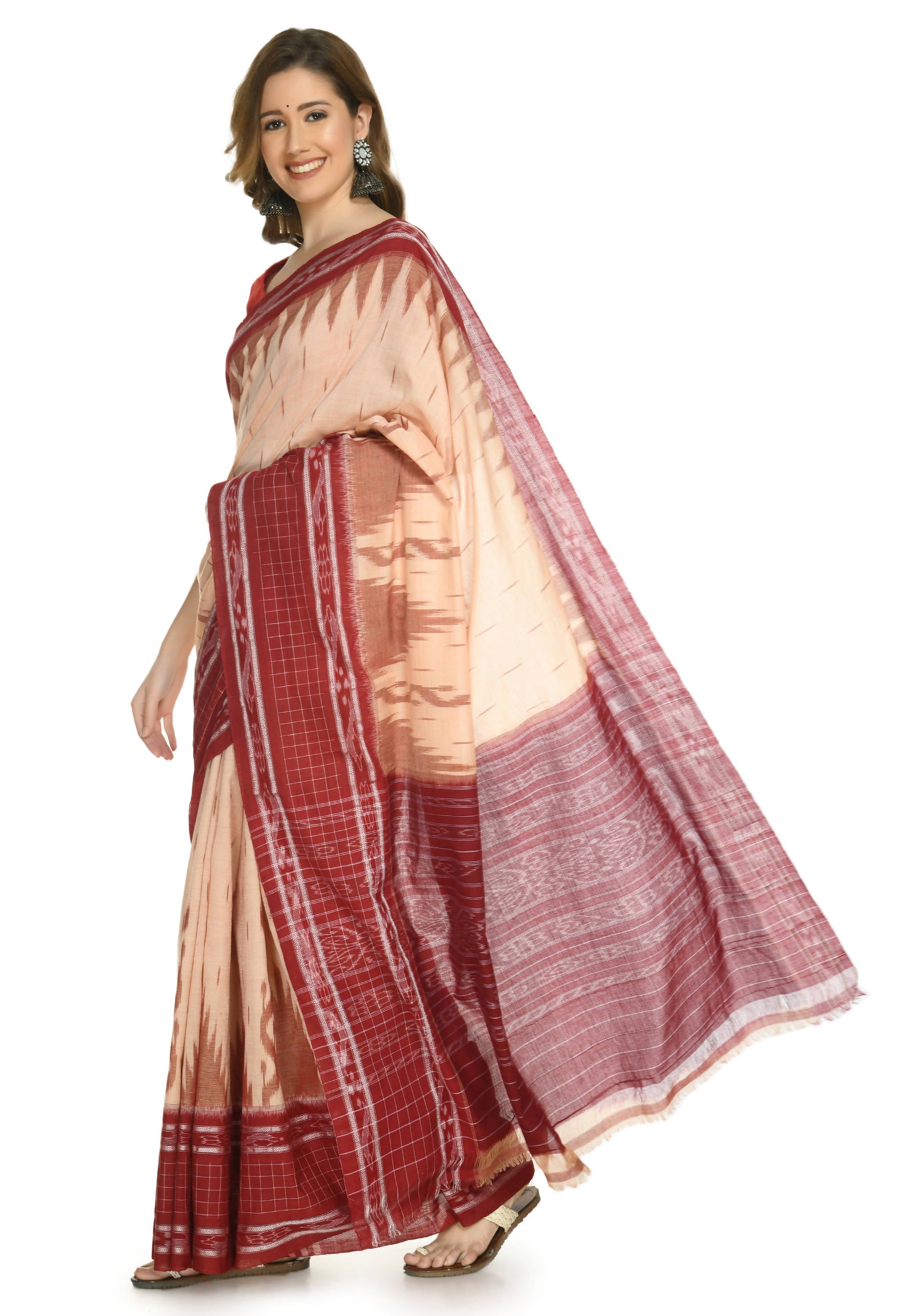 Vamika Sambalpuri Ikat Cotton Scot Dali Tasrite & Maroon Saree | Grocsy