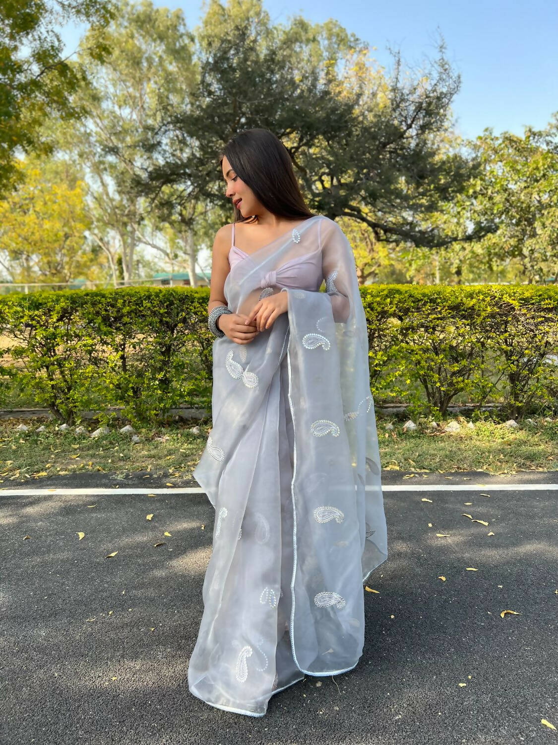 Vamsee Grey Organza Saree | Grocsy
