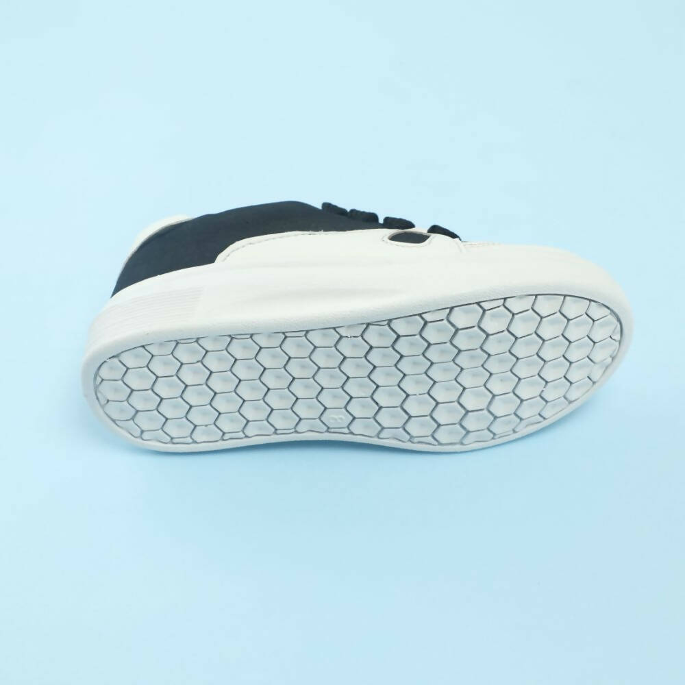 Tiny Bugs Boys Lace Up Casual Shoes - White & Black | Grocsy