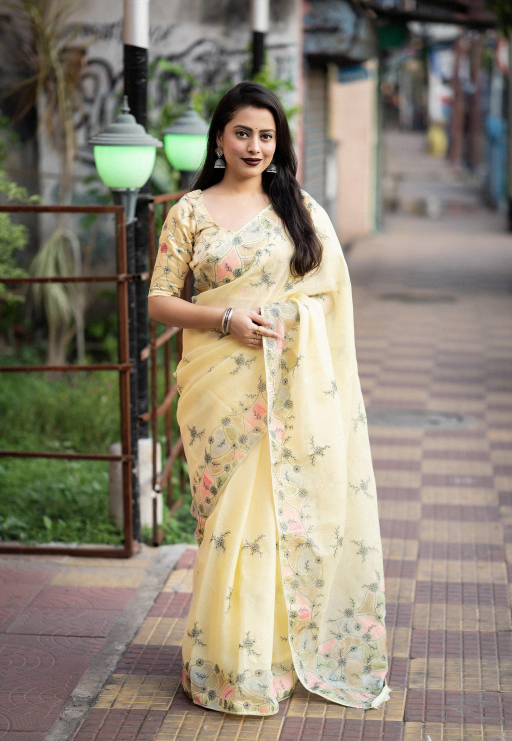 Yellow Pure Linen Ethnic Motifs Saree with Unstitched Blouse - Hiral Fashion | Grocsy