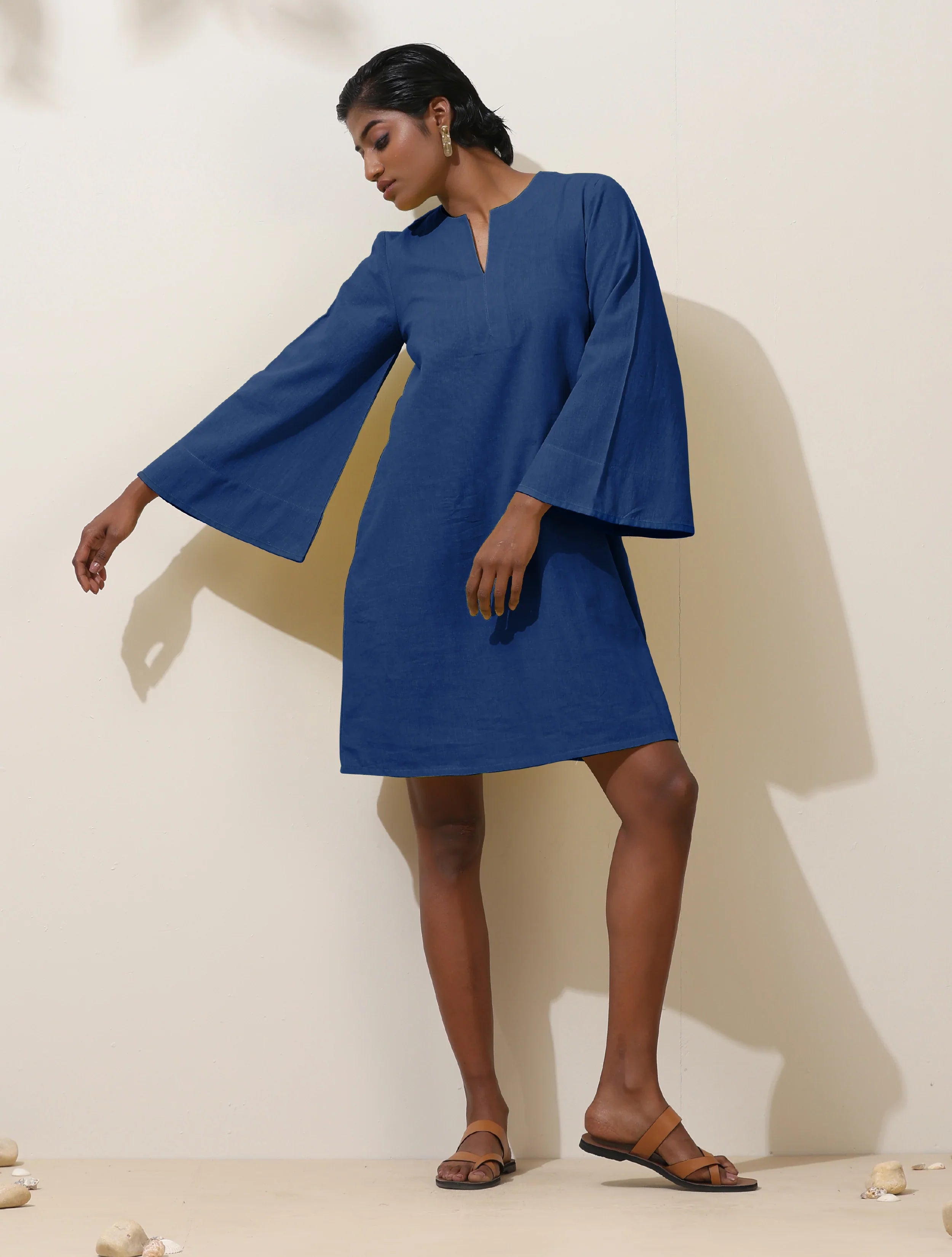 trueBrowns Blue Cotton Blend Short Dress | Grocsy