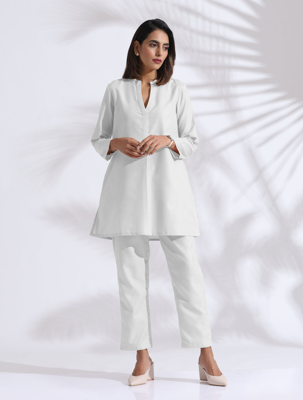 trueBrowns White Cotton Blend Kurta Co-ord Set | Grocsy