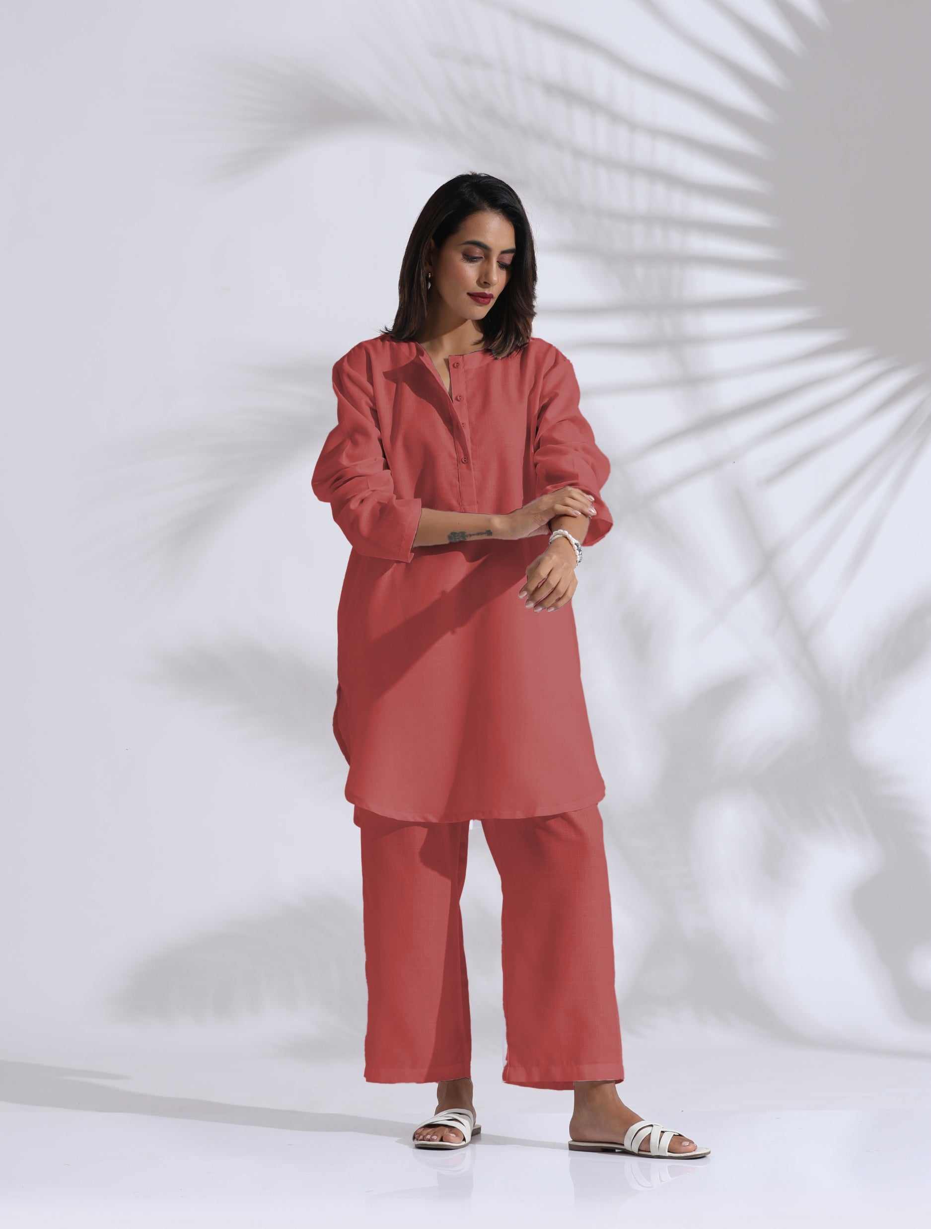 trueBrowns Pink Cotton Blend Pleated Kurta Co-ord Set | Grocsy