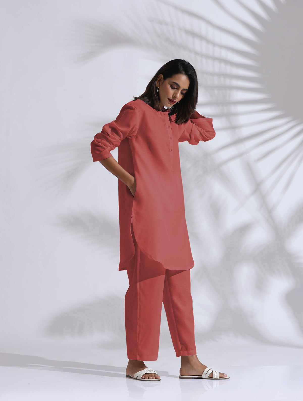 trueBrowns Pink Cotton Blend Pleated Kurta Co-ord Set | Grocsy