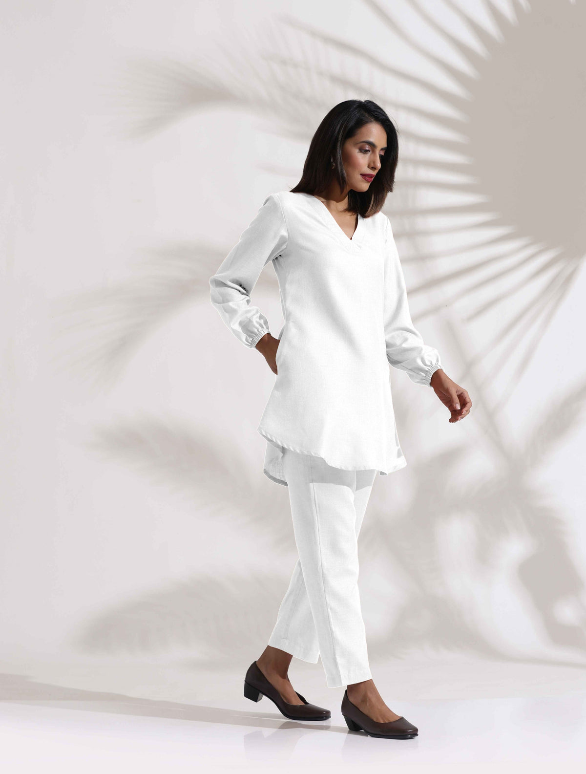 trueBrowns White Cotton Blend Co-ord Set | Grocsy