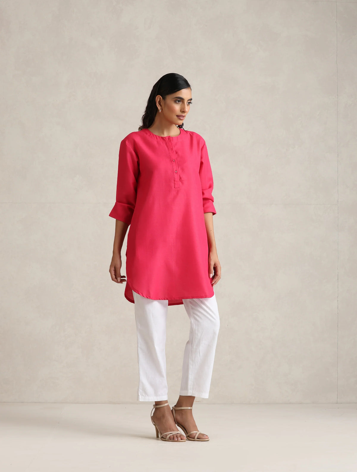 trueBrowns Fuchsia Cotton Blend Short Kurta | Grocsy