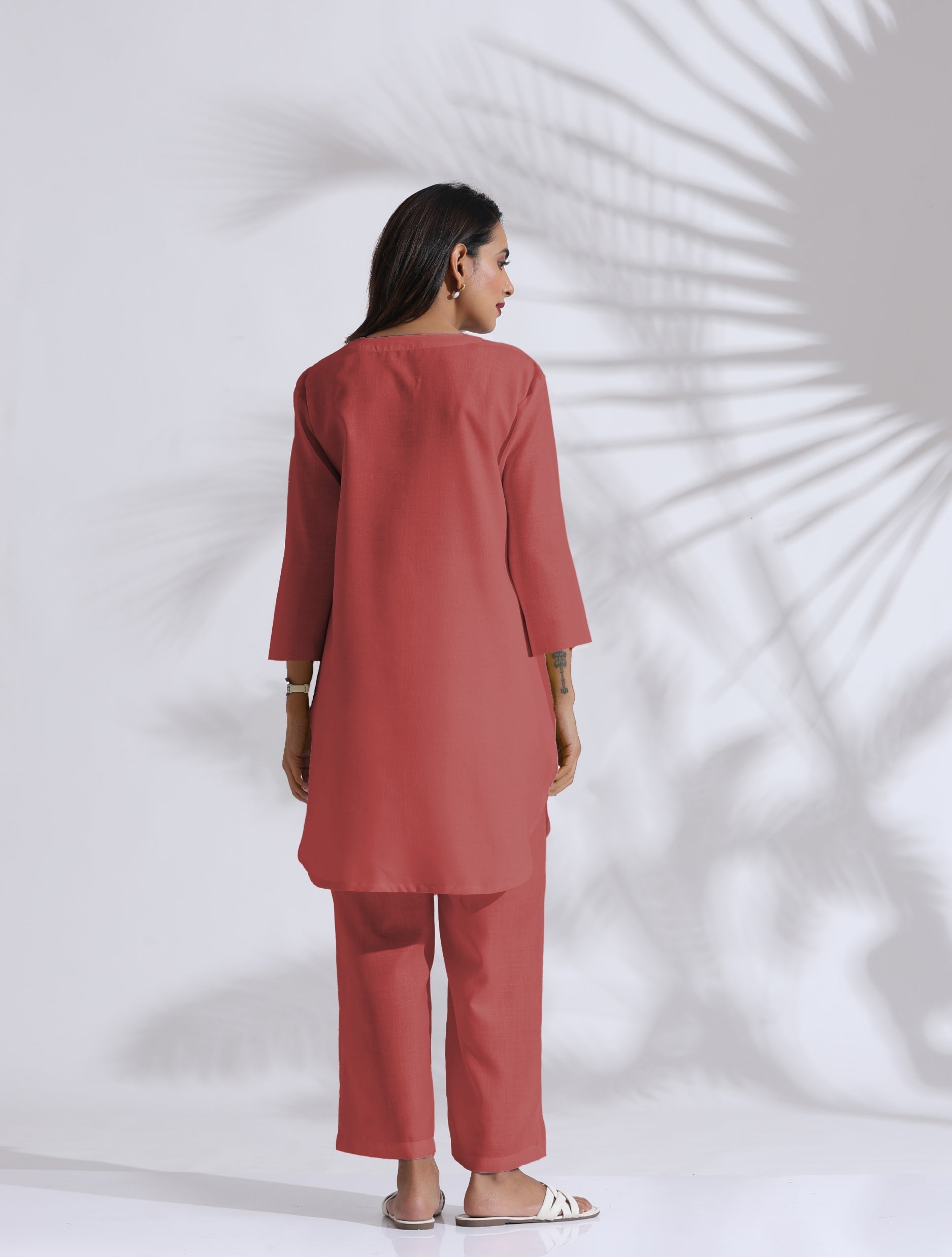 trueBrowns Pink Cotton Blend Pleated Kurta Co-ord Set | Grocsy