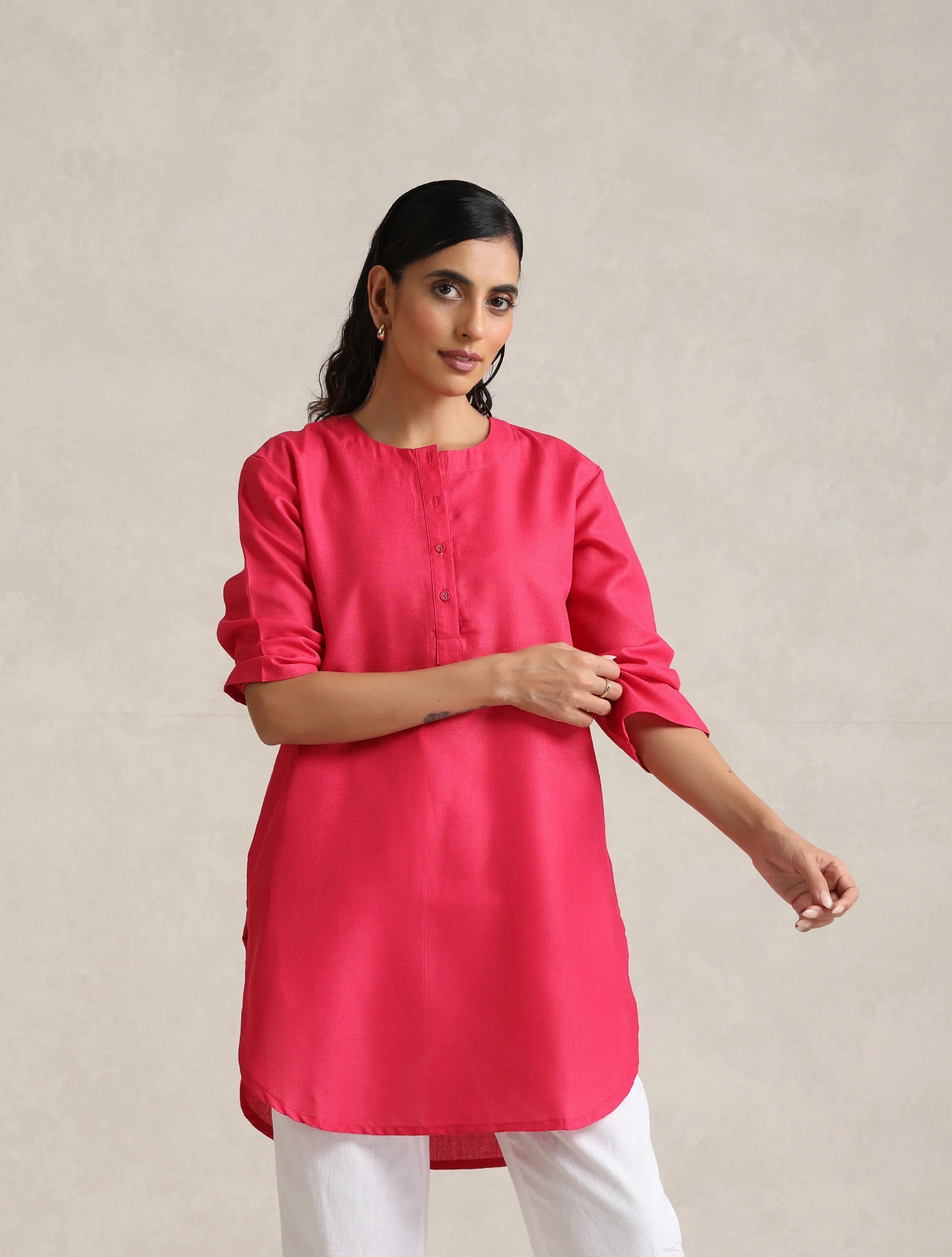 trueBrowns Fuchsia Cotton Blend Short Kurta | Grocsy