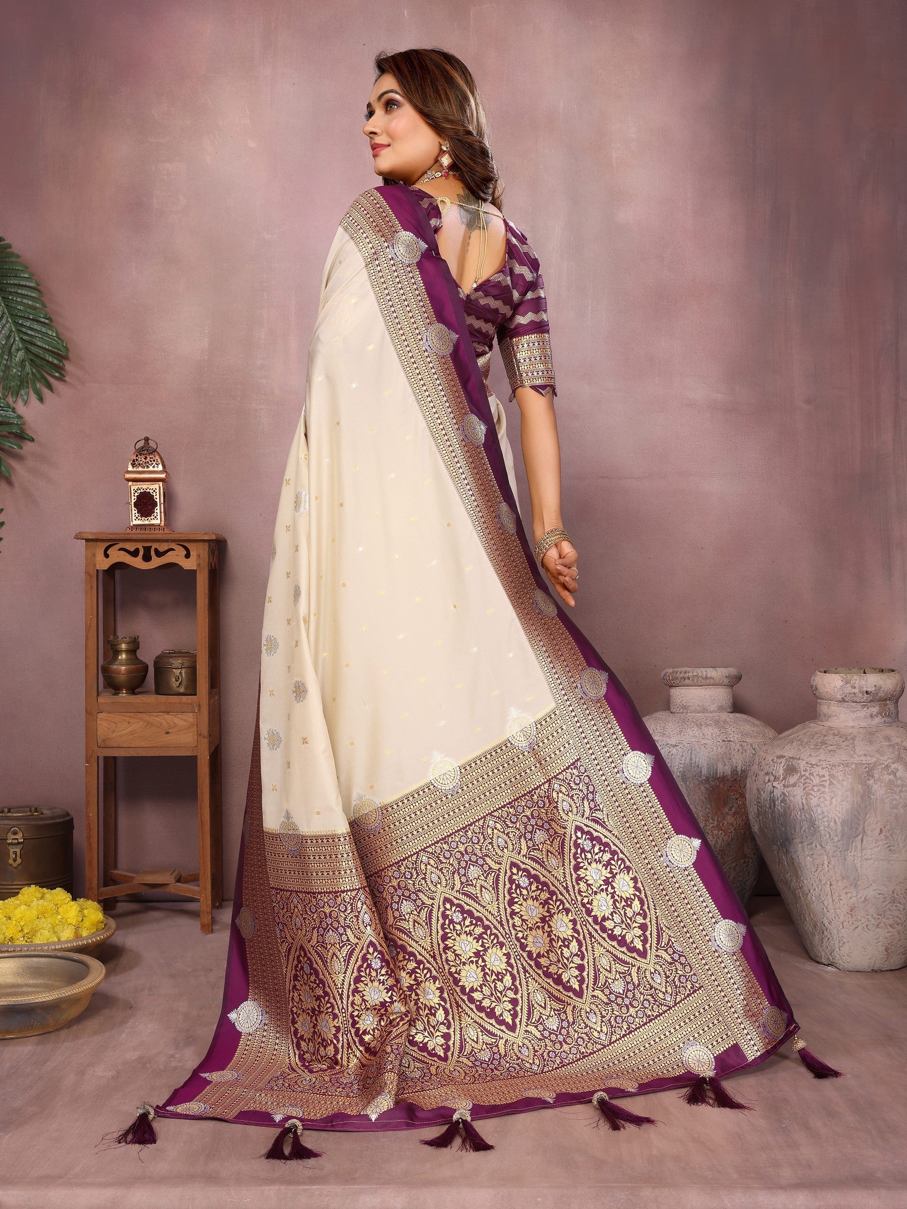 Anaita Beige Handloom Kalamkari Silk Saree With Zari Woven Work | Grocsy
