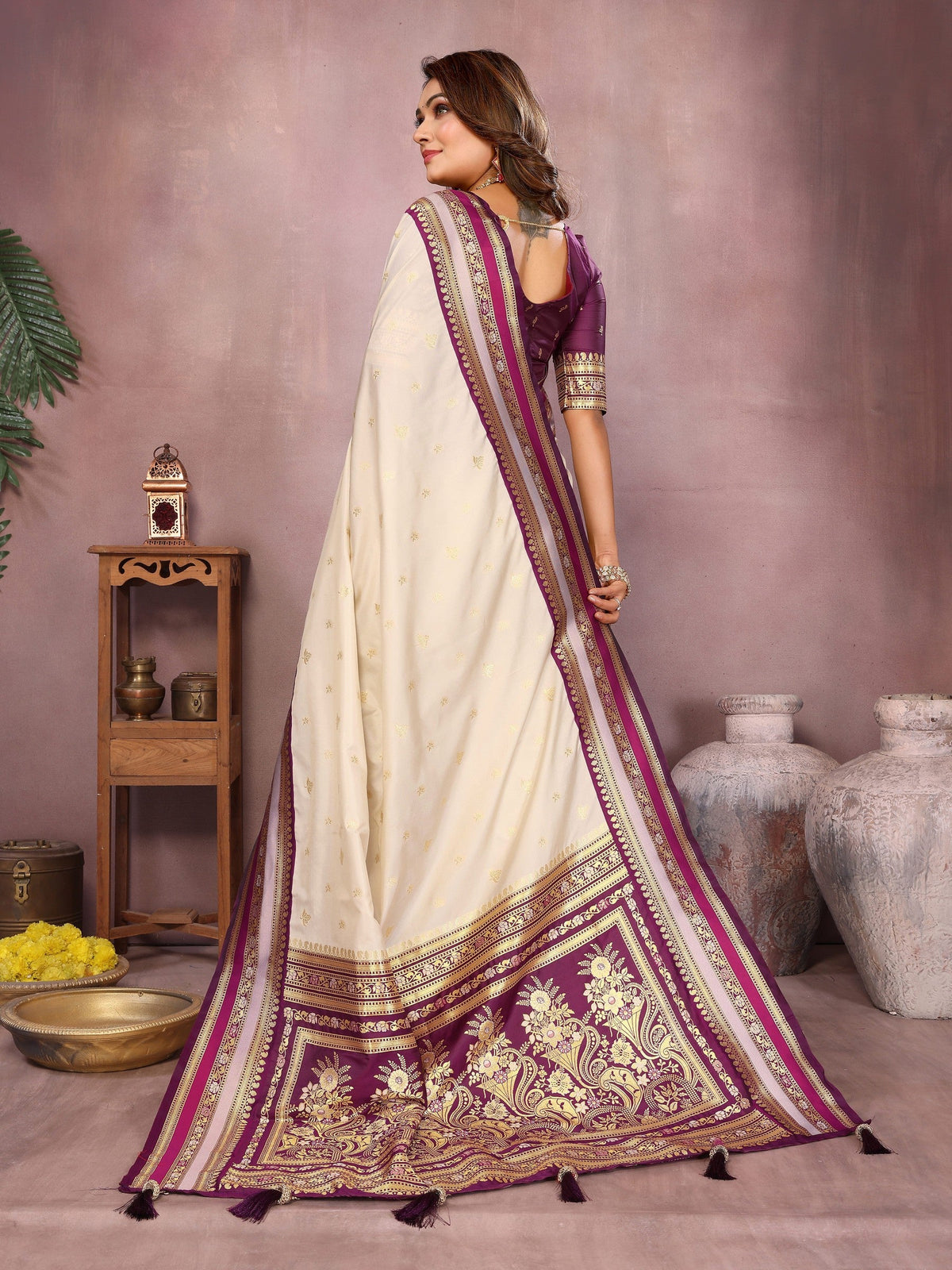 Anaita Beige Handloom Kalamkari Silk Saree With Zari Woven Work | Grocsy