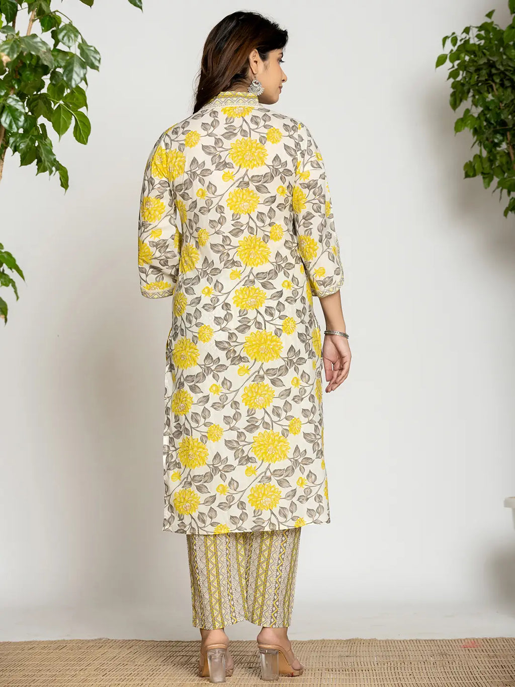 Yufta Yellow And Off White Cotton Pakistani Style Kurta Dupatta Set | Grocsy