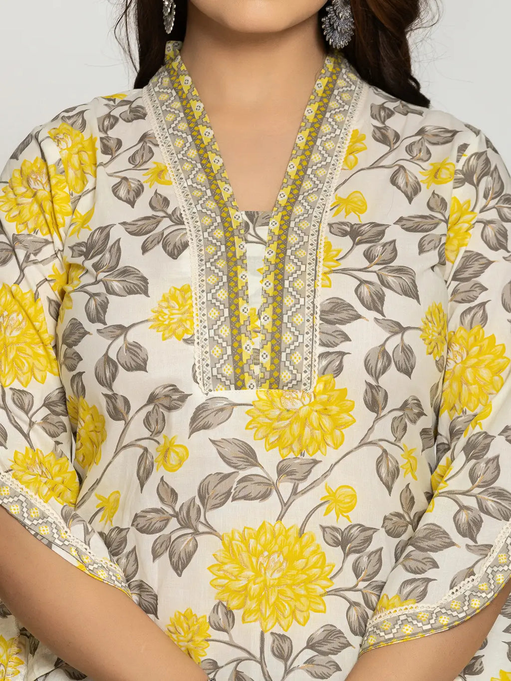 Yufta Yellow And Off White Cotton Pakistani Style Kurta Dupatta Set | Grocsy