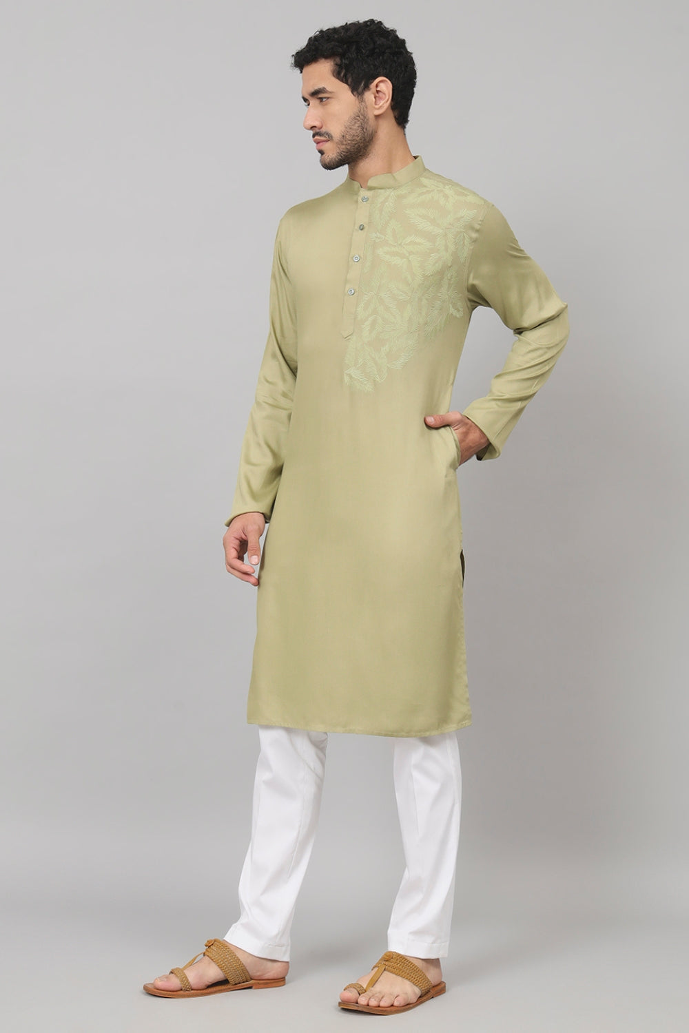 Leafy Embroidered Cotton Kurta by Hilo Design | Grocsy