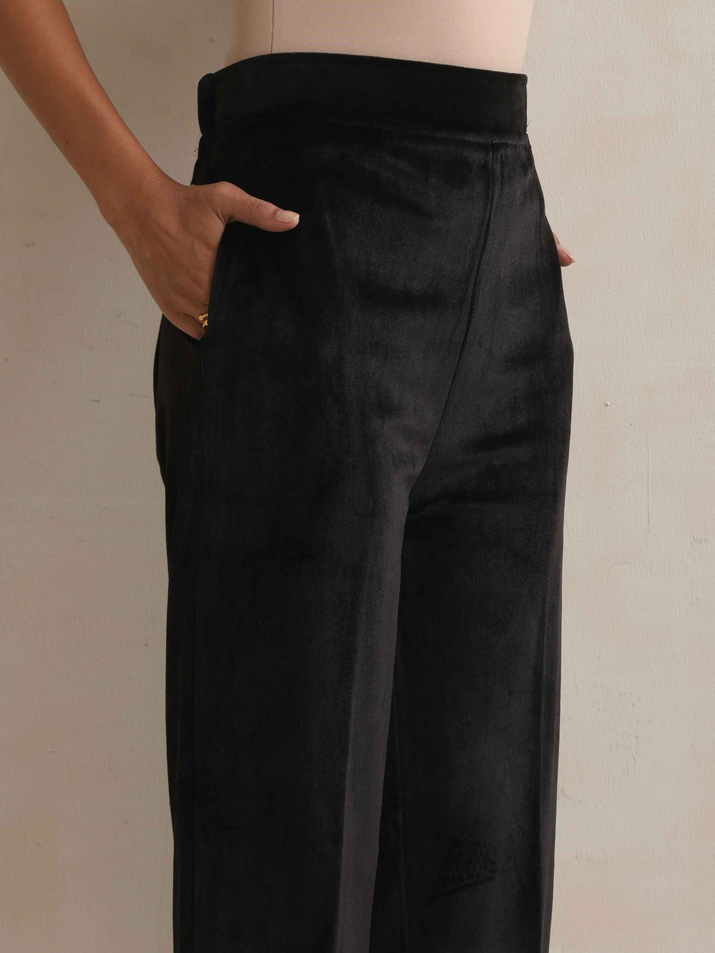 trueBrowns Black Velvet Geometric Embroidered Kurta Pant Dupatta Set | Grocsy