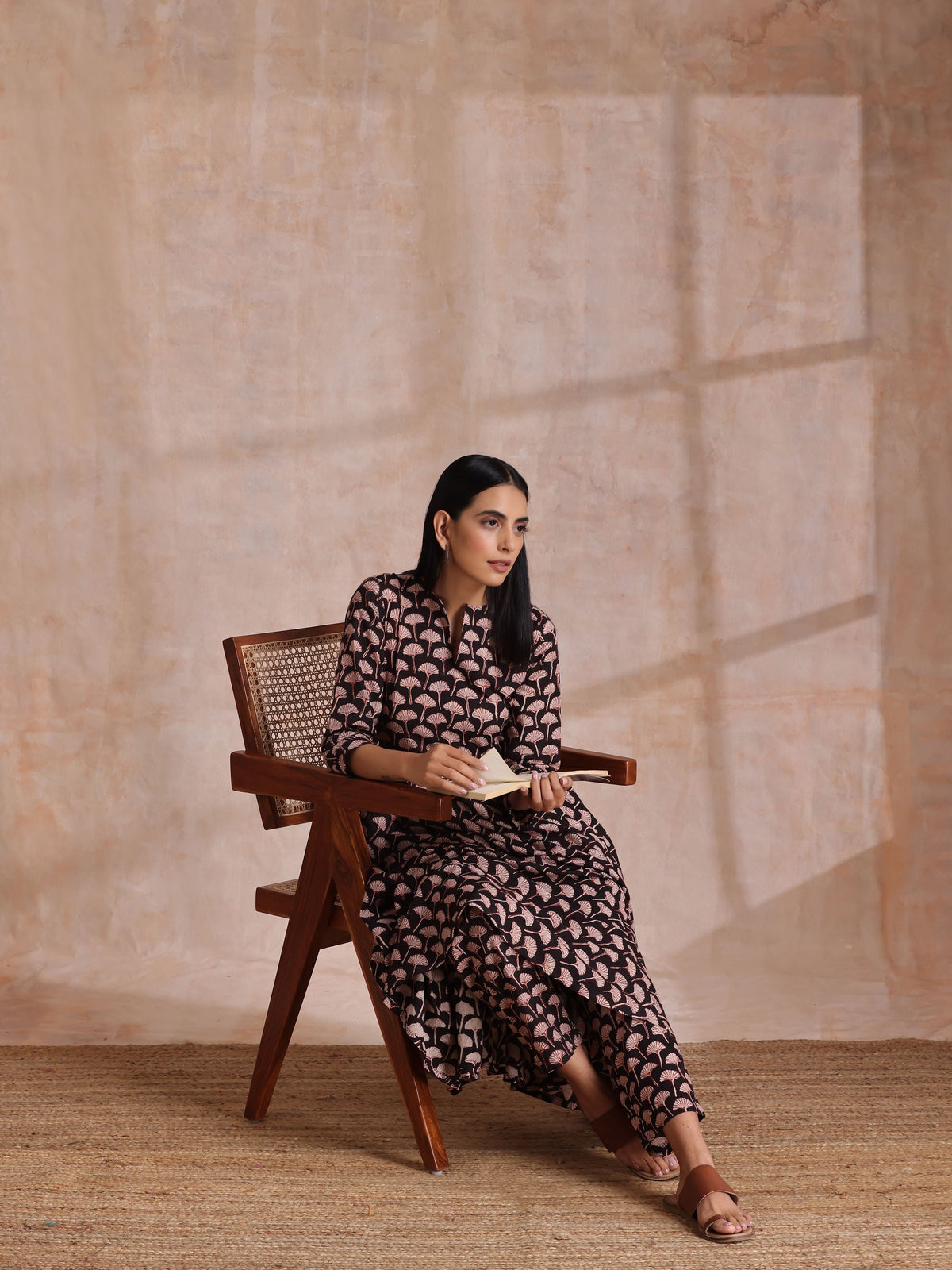 trueBrowns Black Floral Bagru Print Cotton Flared Kurta Pant Set | Grocsy