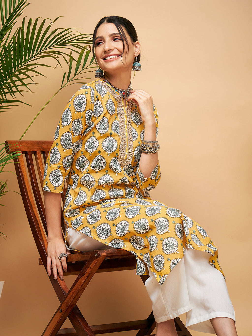 InWeave Women's Sunset Boota Print Gota Straight Kurta | Grocsy