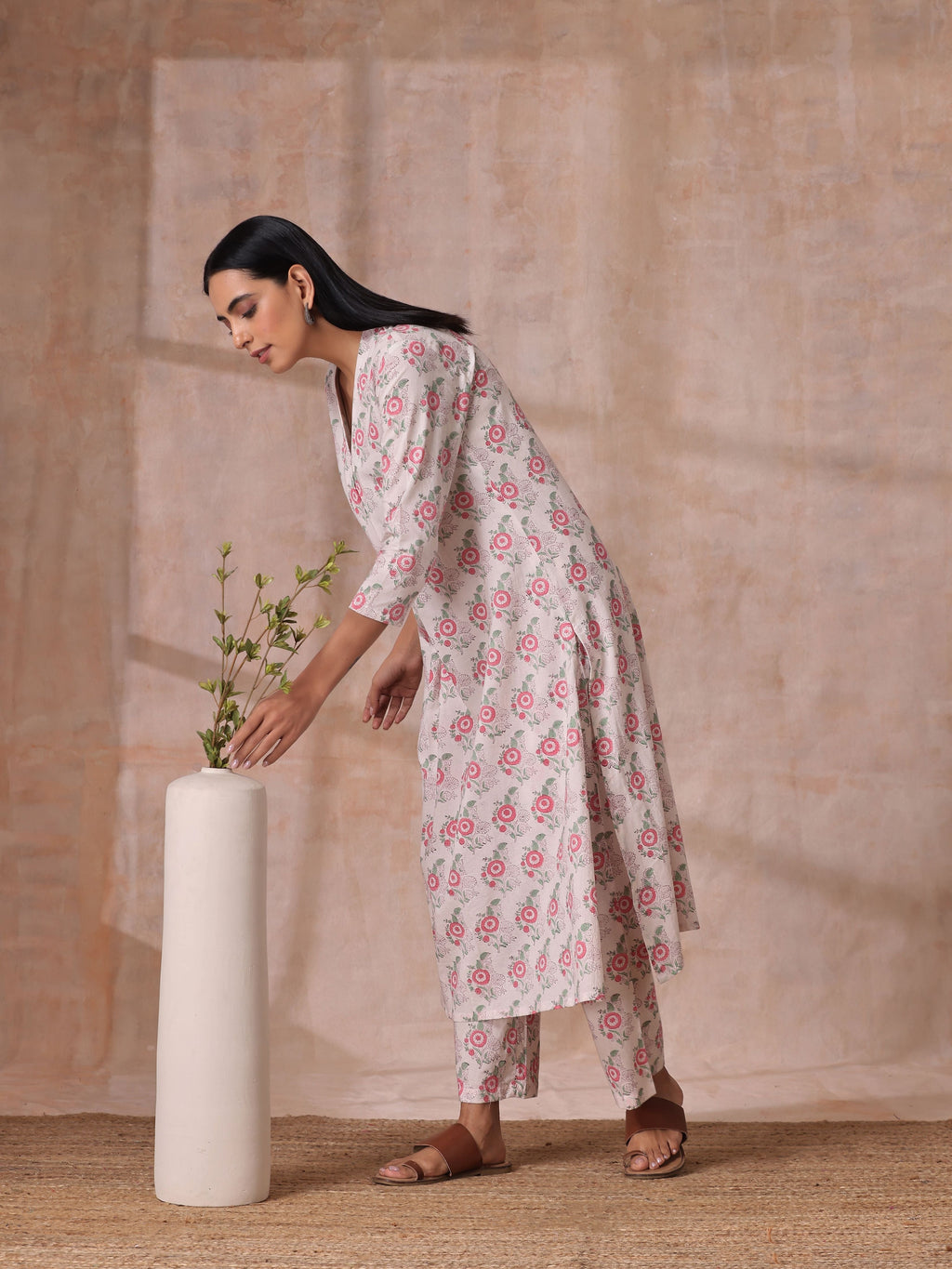 trueBrowns Pink Green Buta On White Block Print Cotton Slit Kurta Pant Set | Grocsy