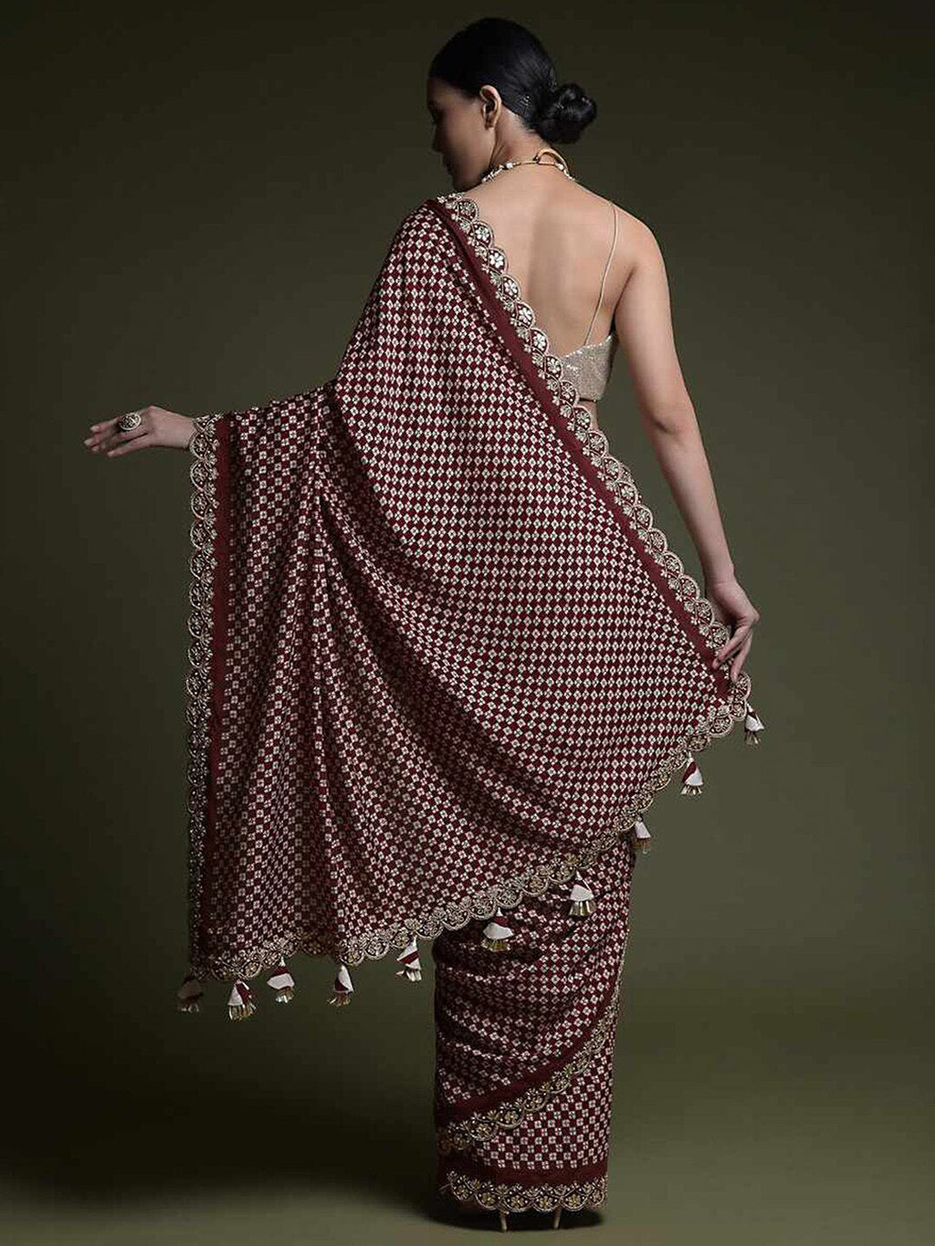Sangria Ethnic Motifs Printed Embellished Saree | Grocsy