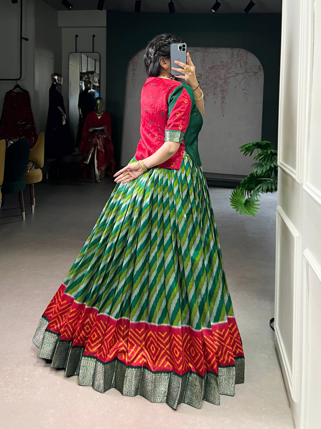 Lorenvalley Fashion Green Tasar Silk Leheriya Print With Zari Weaving Work Lehenga Choli | Grocsy