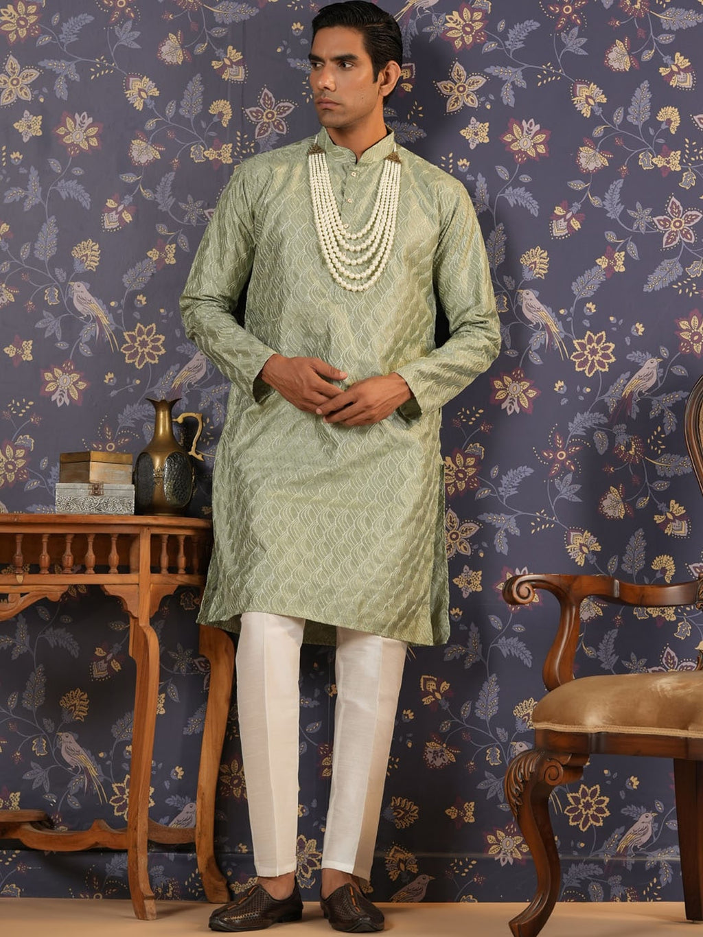 House of Pataudi Ethnic Motifs Embroidered Mandarin Collar Straight Kurta With Trouser | Grocsy
