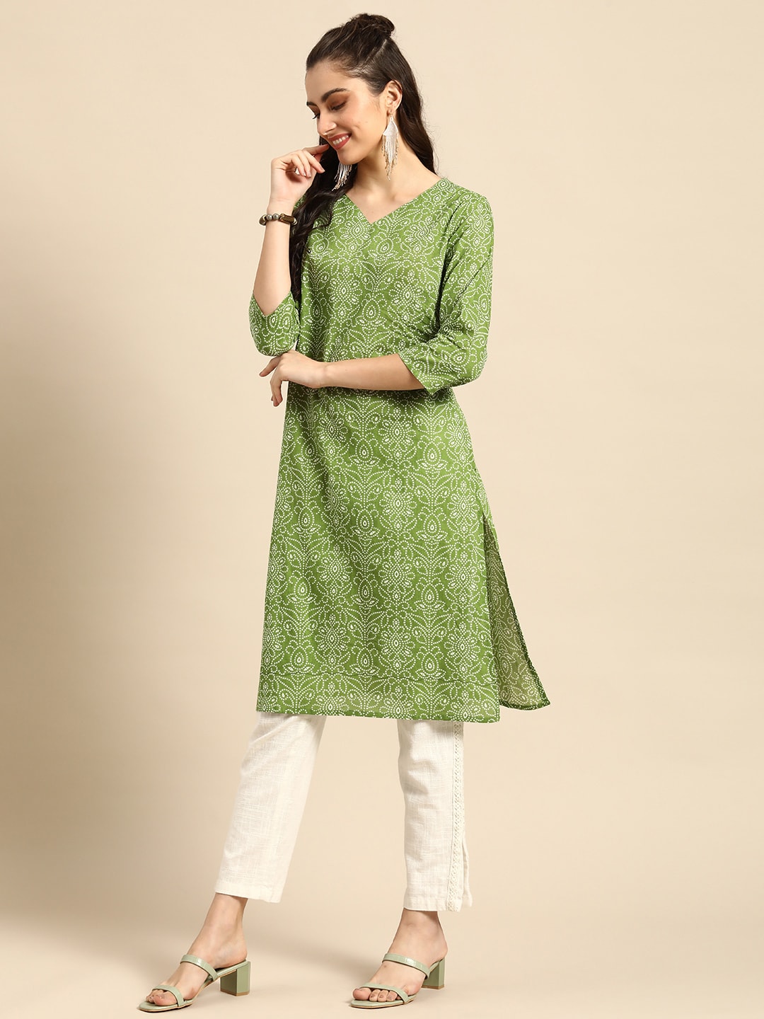 Sangria Women Green Bandhani Printed Pure Cotton Kurta | Grocsy