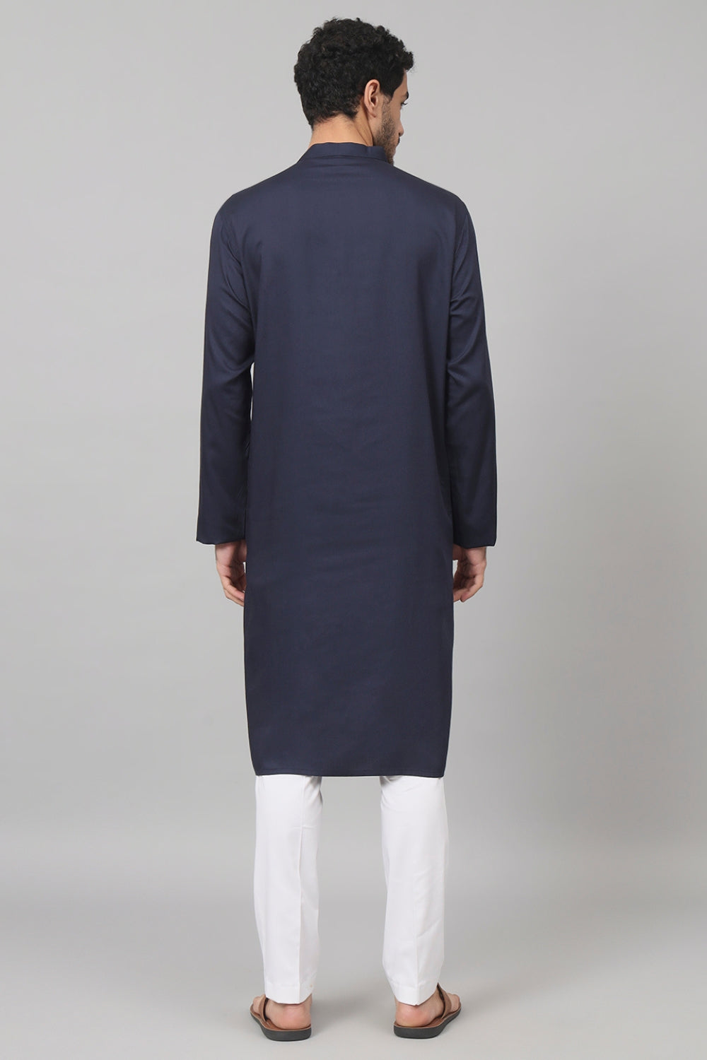 Neckline Embroidered Cotton Kurta by Hilo Design | Grocsy