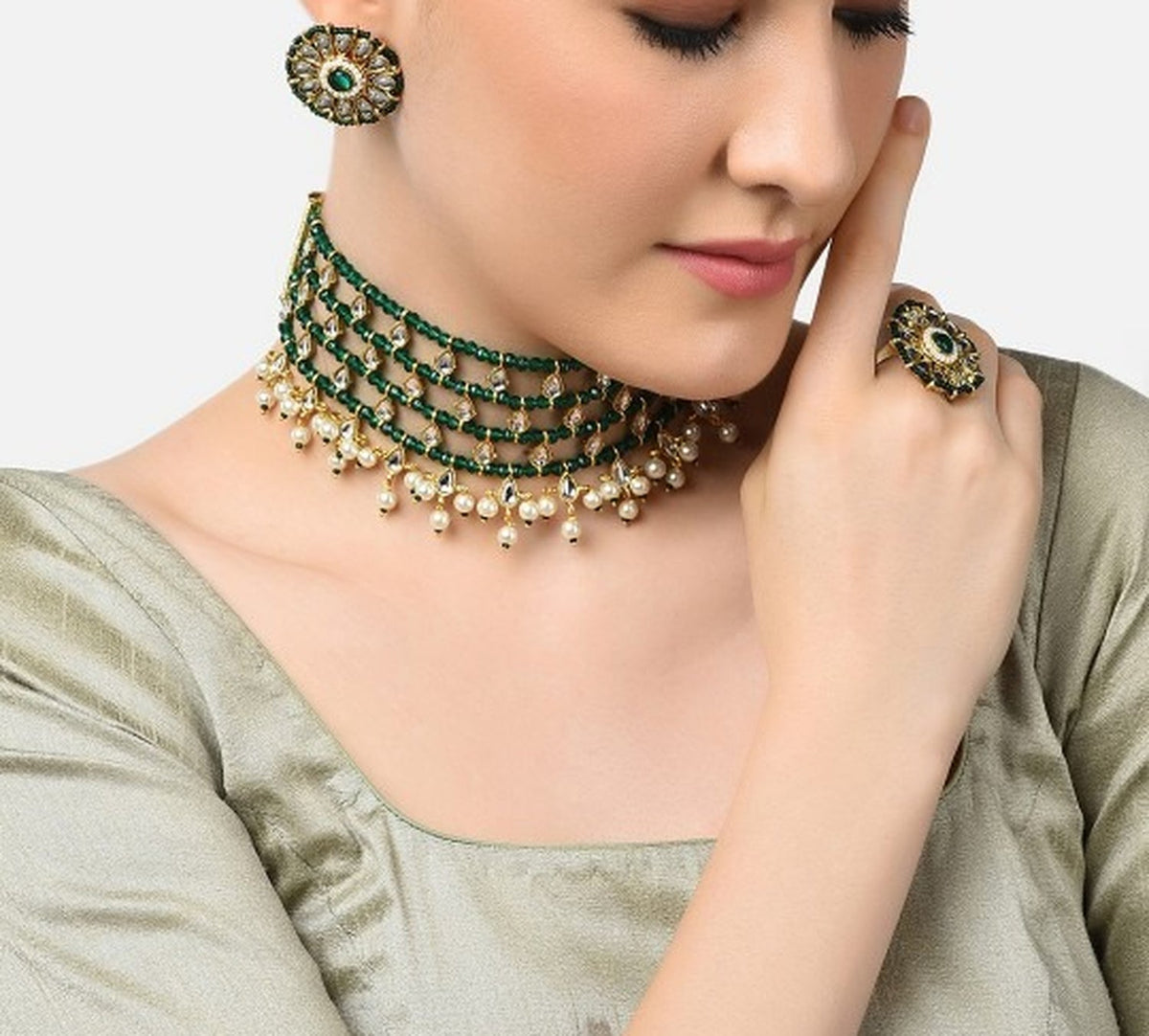 Jewel City Indian Gold-Plated & Green Alloy Gold-Plated Kundan-Studded & Beaded Jewellery Set | Grocsy