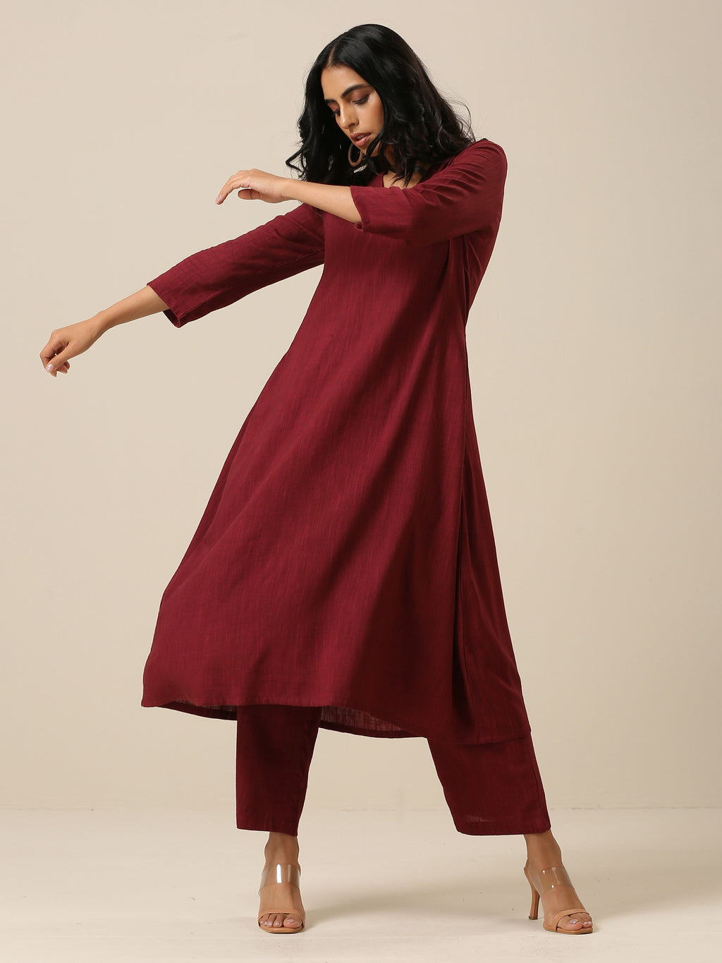 trueBrowns Ruby Wine Slub Texture Back Pleat Kurta Pant Set | Grocsy
