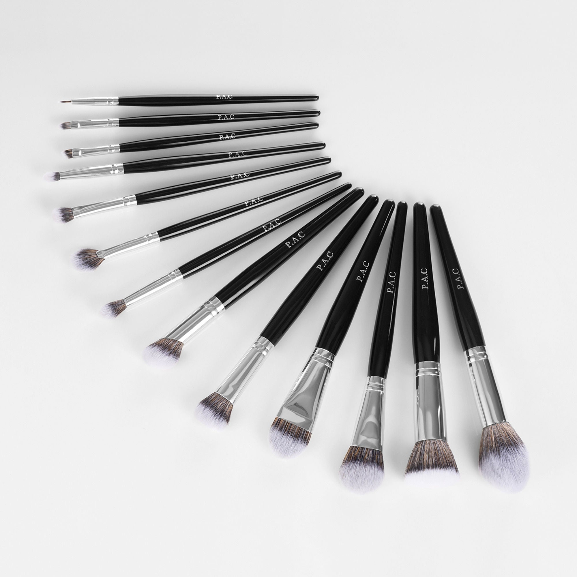 PAC Studio Synthetic Series - Cruelty Free Soft Synthetic Fibres, Brush Organizer, Seamless Application | Grocsy