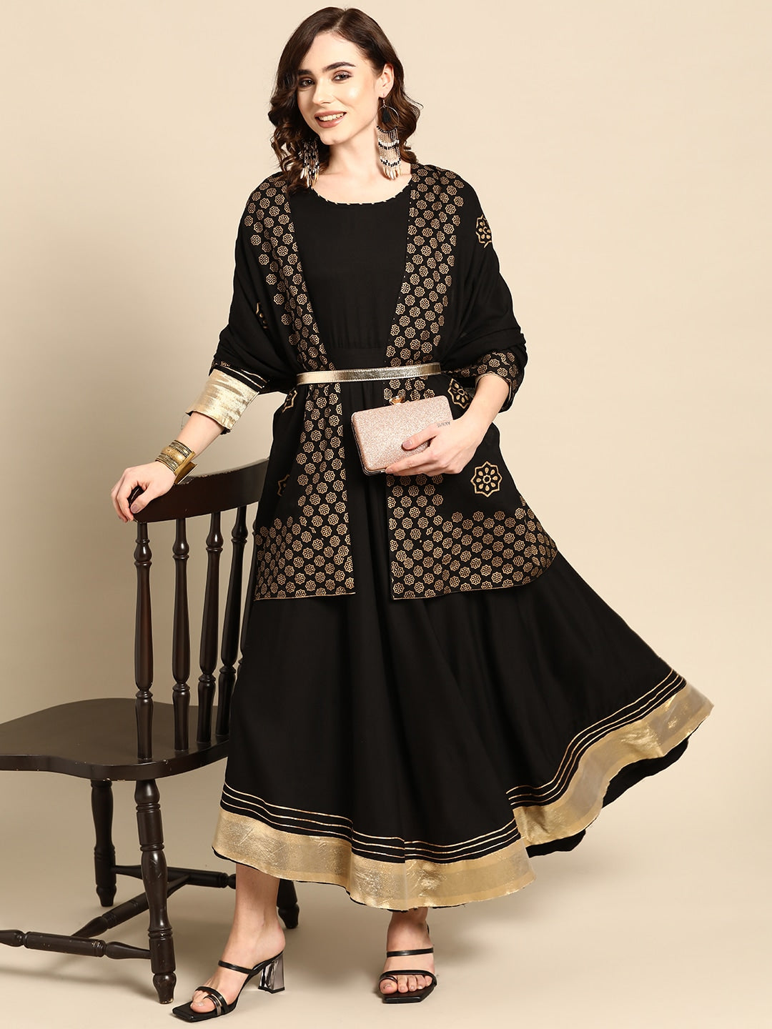Sangria Women Black & Gold-Toned Gotta Patti Kurta | Grocsy