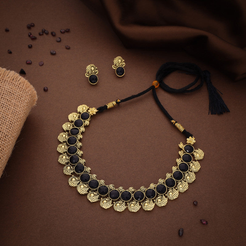 Tehzeeb Creations Black Colour Gold-Polished Stone Jewellery Choker Necklace Set With Matching Pair of Stud Earrings | Grocsy