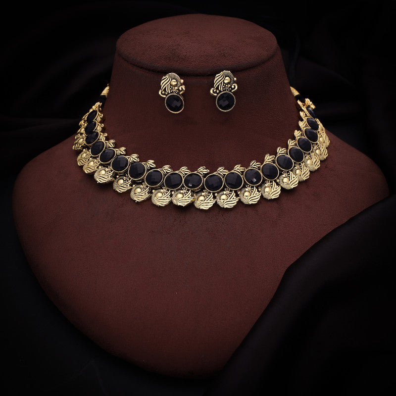 Tehzeeb Creations Black Colour Gold-Polished Stone Jewellery Choker Necklace Set With Matching Pair of Stud Earrings | Grocsy