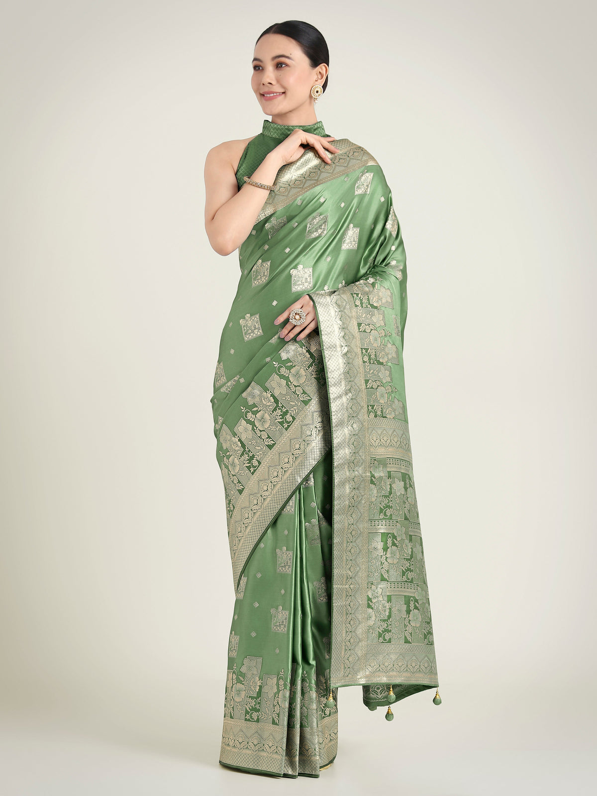 Monjolika Fashion Green Color Banarasi Satin Silk Zari Weaving Festival Saree | Grocsy