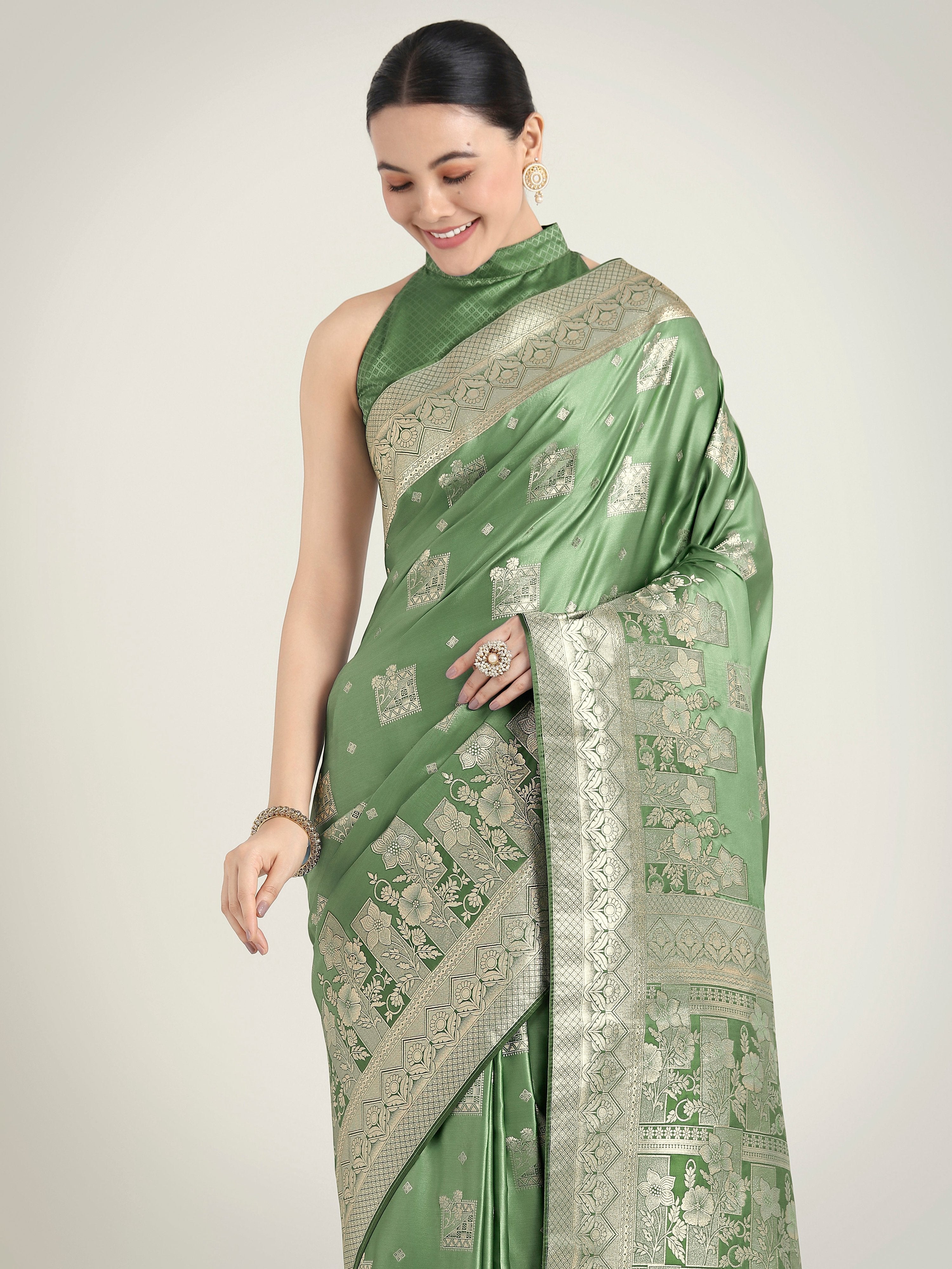 Monjolika Fashion Green Color Banarasi Satin Silk Zari Weaving Festival Saree | Grocsy