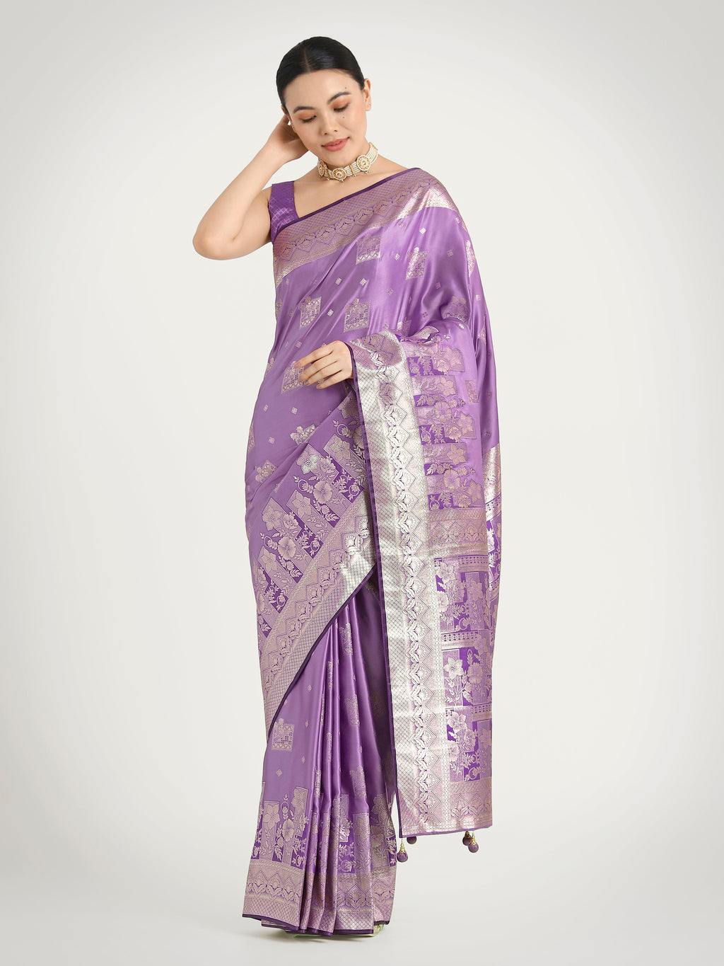Monjolika Fashion Lavender Color Banarasi Satin Silk Zari Weaving Festival Saree | Grocsy