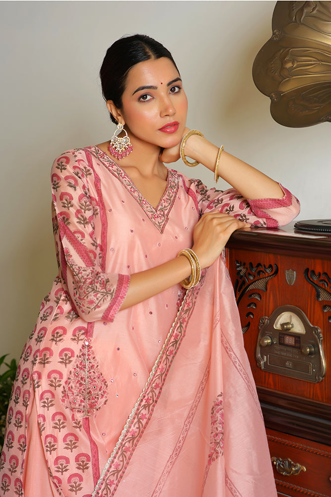 Vaasva Women Orange Chanderi Block Printed Embroidered Kurta Set With Solid Pants & Dupatta | Grocsy