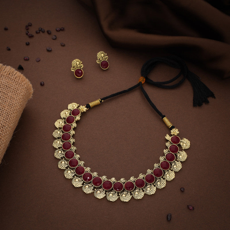 Tehzeeb Creations Maroon Colour Gold-Polished Stone Jewellery Choker Necklace Set With Matching Pair of Stud Earrings | Grocsy