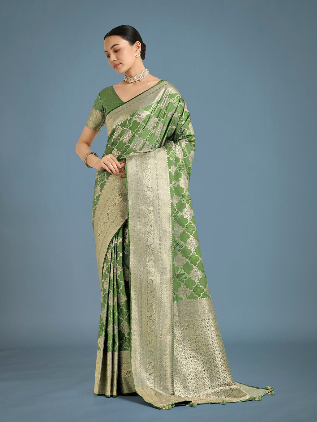 Monjolika Fashion Green Banarasi Satin Silk Saree with Rich Zari Woven Pallu & Blouse Piece | Grocsy