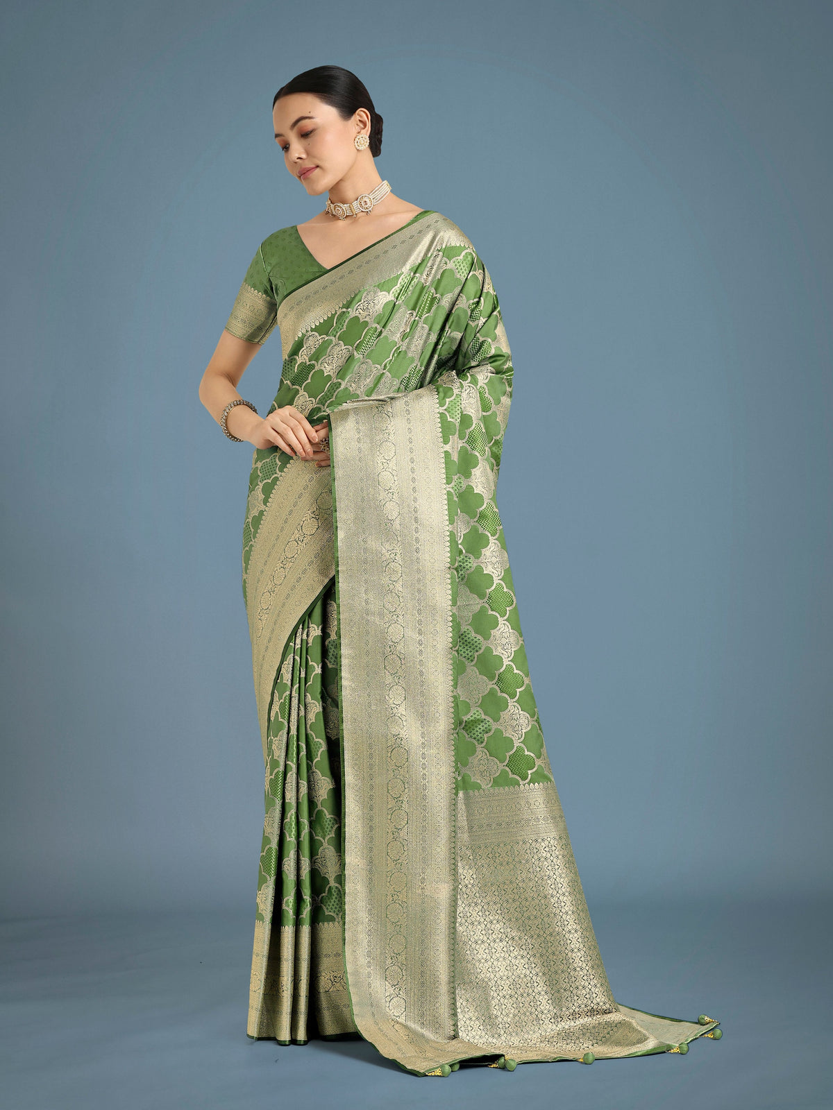 Monjolika Fashion Green Banarasi Satin Silk Saree with Rich Zari Woven Pallu & Blouse Piece | Grocsy