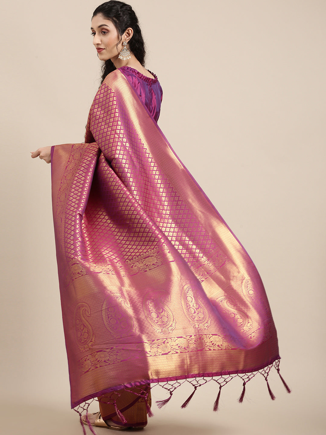 Saree Mall Magenta Ethnic Motifs Zari Silk Blend Banarasi Saree For Women | Grocsy
