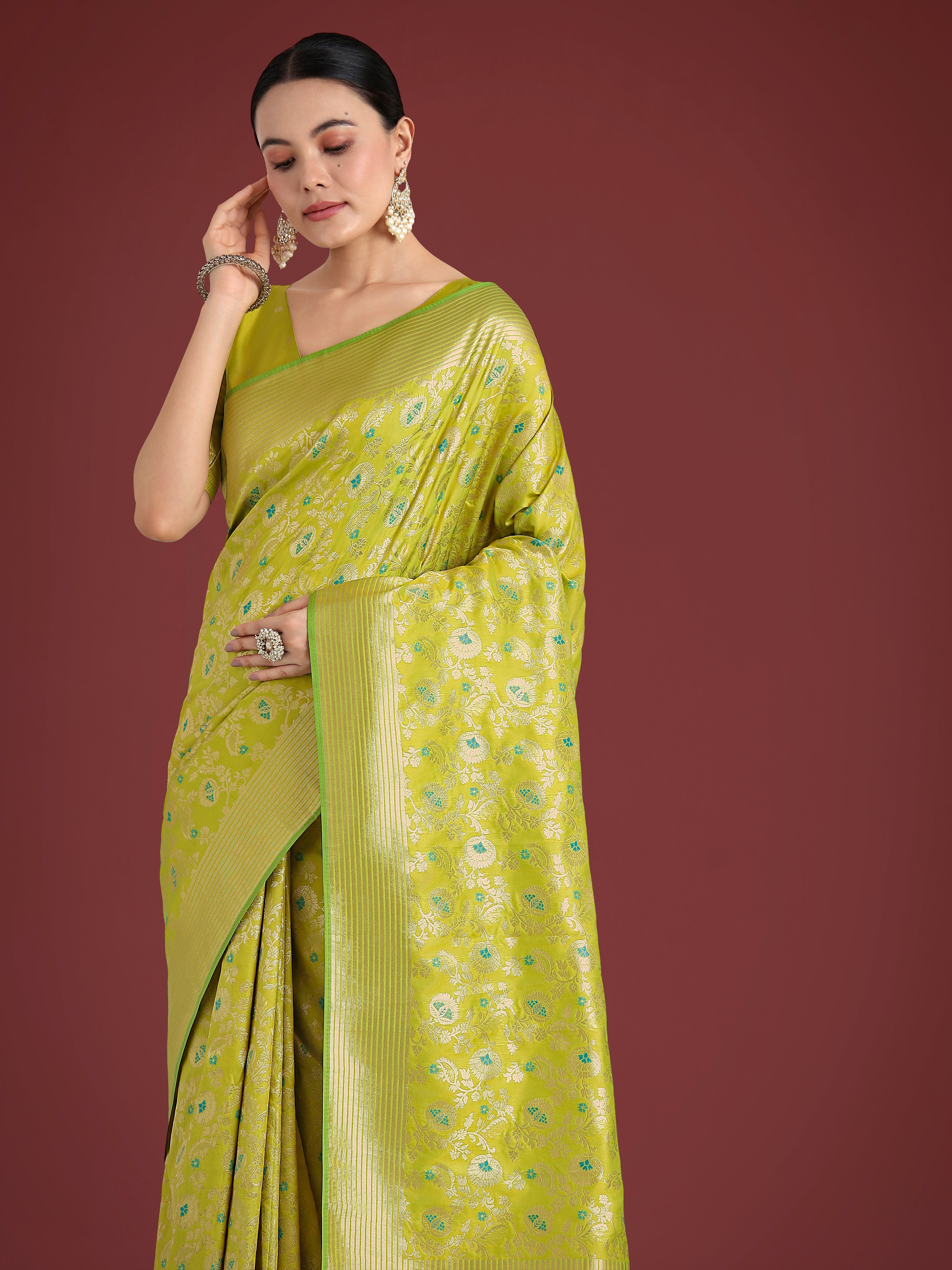 Monjolika Fashion Banarasi Silk Parrot Green Zaal Pattern Traditional Saree | Grocsy