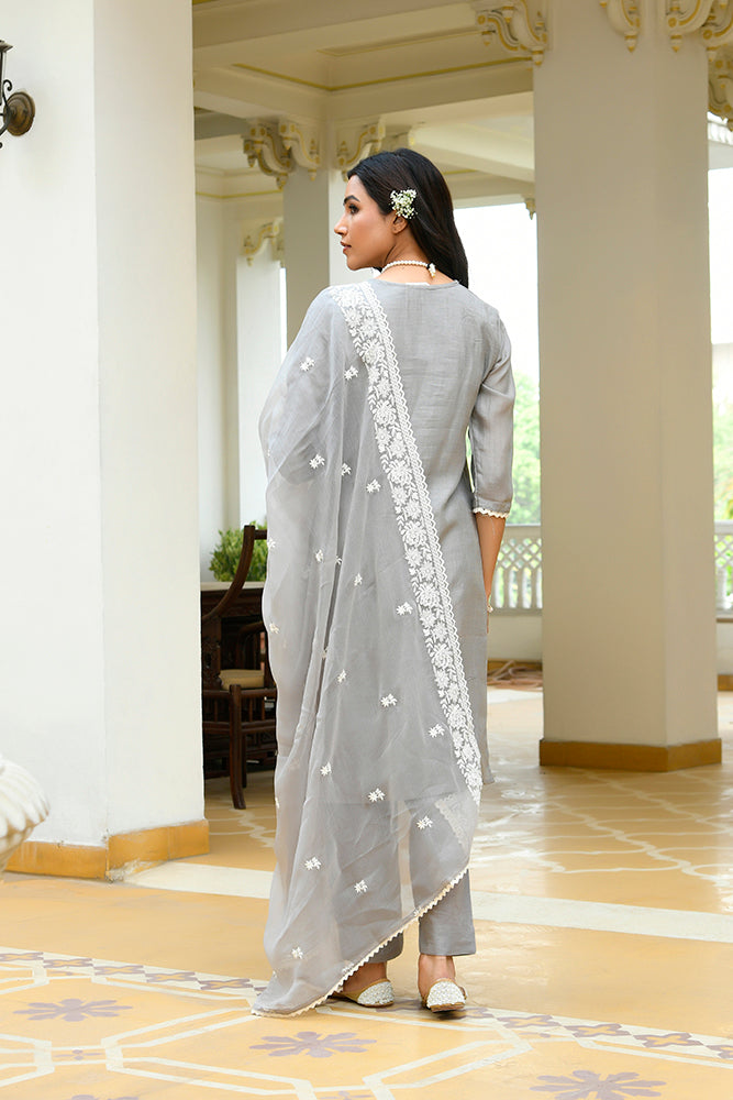 Vaasva Women Grey Linen Embroidered Solid Kurta Set With Solid Pants & Chiffon Embroidered Dupatta | Grocsy