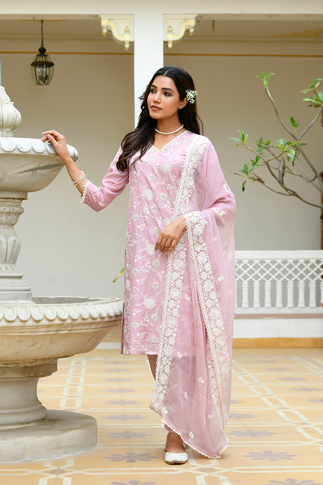 Vaasva Women Pink Linen Embroidered Solid Kurta Set With Solid Pants & Chiffon Embroidered Dupatta | Grocsy