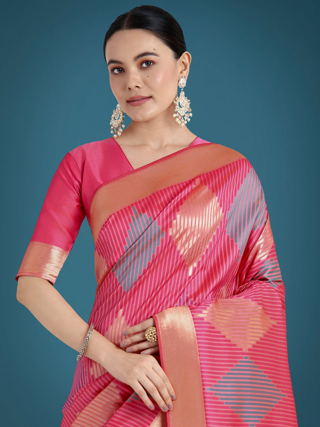 Monjolika Fashion Light Pink Colour Banarasi Silk Zari Weaving Classic Saree | Grocsy