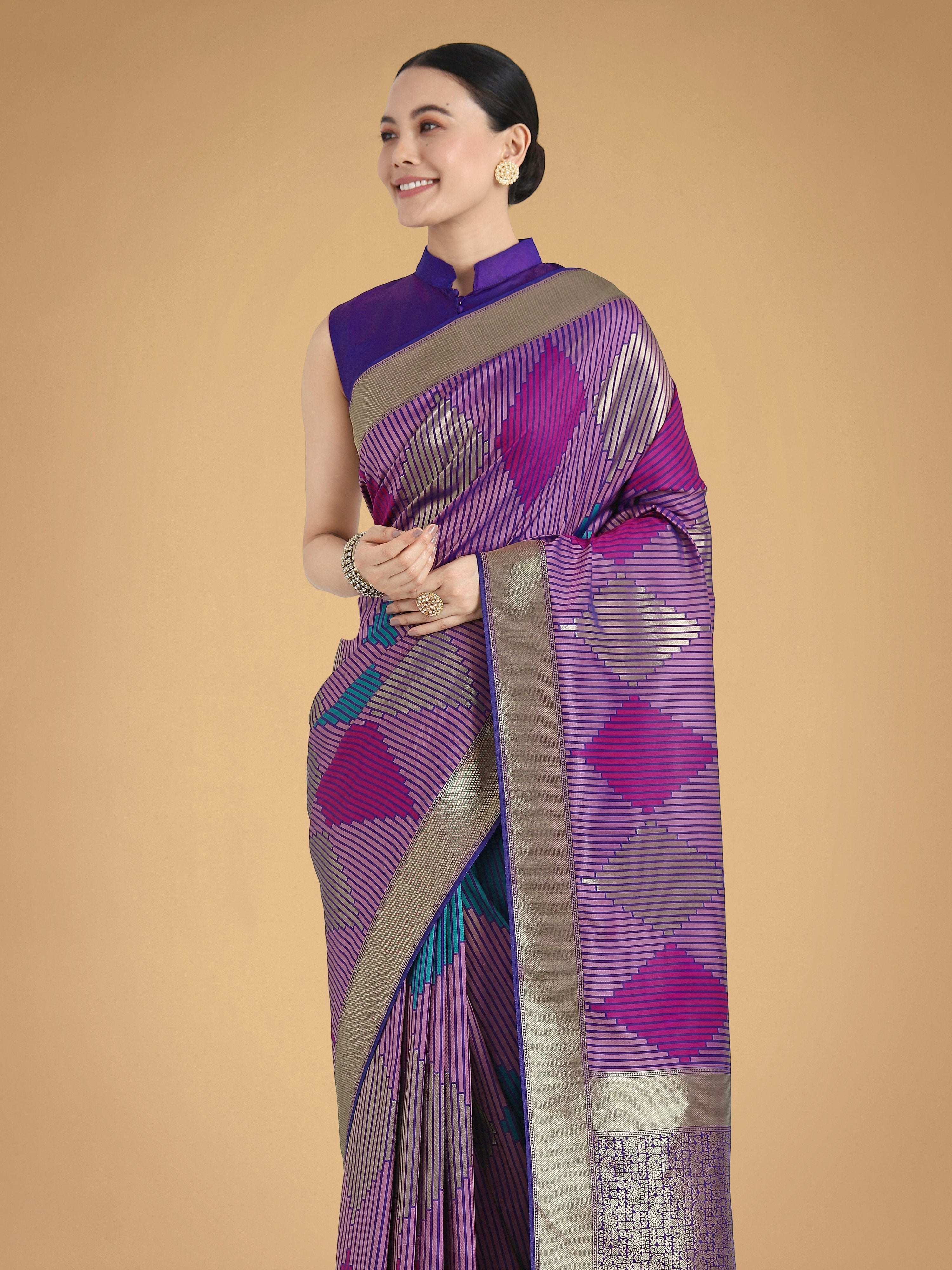 Monjolika Fashion Lavender Colour Banarasi Silk Zari Weaving Classic Saree | Grocsy