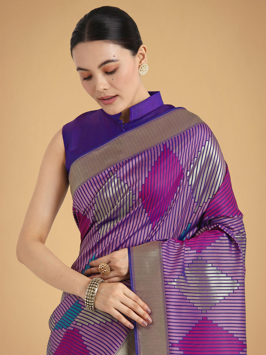Monjolika Fashion Lavender Colour Banarasi Silk Zari Weaving Classic Saree | Grocsy