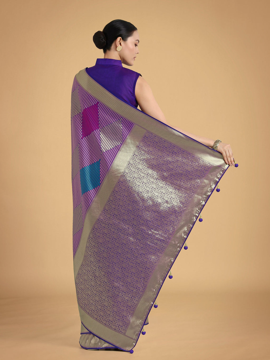 Monjolika Fashion Lavender Colour Banarasi Silk Zari Weaving Classic Saree | Grocsy