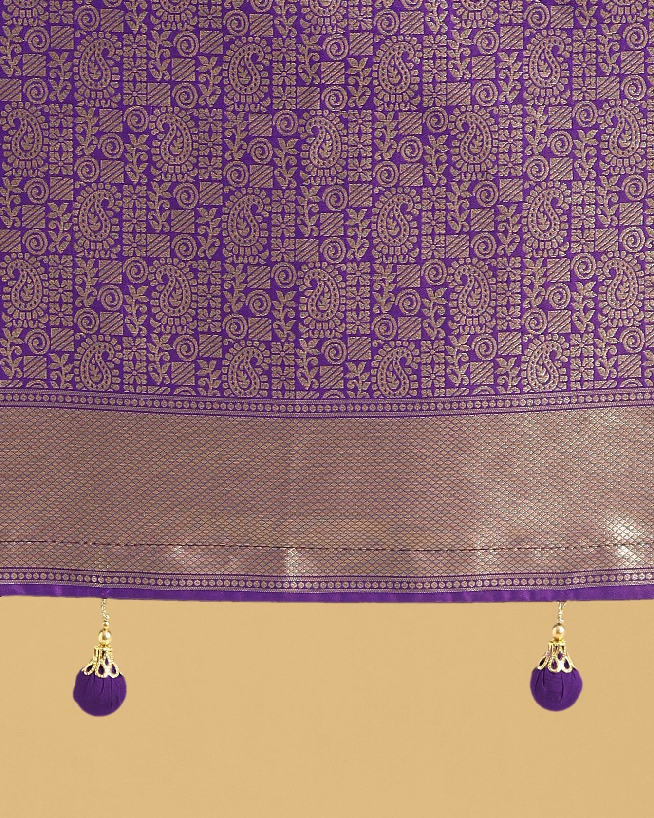 Monjolika Fashion Lavender Colour Banarasi Silk Zari Weaving Classic Saree | Grocsy