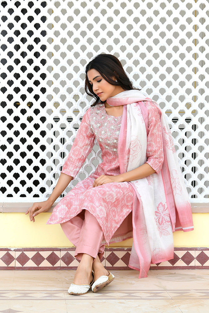 Vaasva Women Pink Tissue Linen Embroidered Solid Kurta Set With Solid Pants & Printed Dupatta | Grocsy